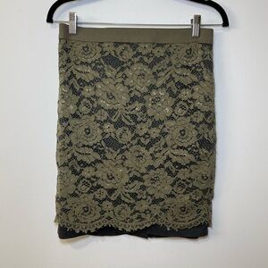 English Laundry Women’s Olive Green Lace pencil Skirt in Size S